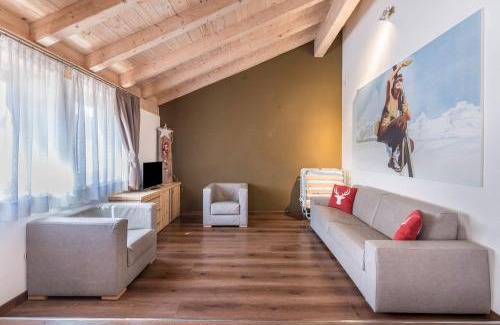 San Giovanni di Fassa Apartment | Appartamento Ciasa