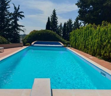 Montespertoli Apartment | Appartamento con piscina e tennis