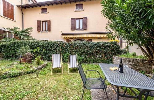 Gargnano Apartment | Appartamento dell'artista