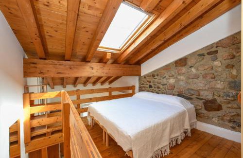 Moniga del Garda Apartment | Appartamento in Piazza