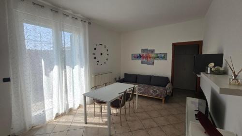 Parabiago Apartment | Appartamento in stazione Parabiago Piano 1