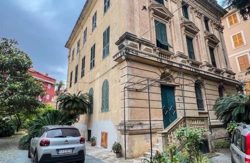 Varazze Apartment | Appartamento in Villa del '900 (C)