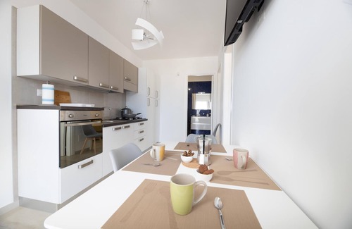 Torre Suda Apartment | Appartamento Malika Rosso - Torr.