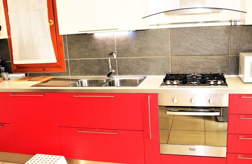 Villaggio degli Sposi Apartment | Appartamento Stella – spazioso e moderno, vicino al centro di Bergamo