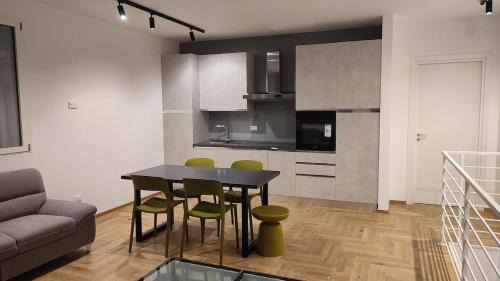 Castel di Lama Apartment | Appartamento tra mare e montagna
