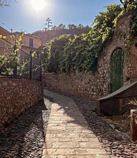 Deiva Marina Apartment | Appartamento villa del borgo