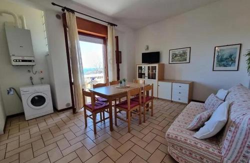 Gabicce Mare Apartment | APPARTAMENTO VISTA MARE -E- con 2 camere da letto -Residence azzurro