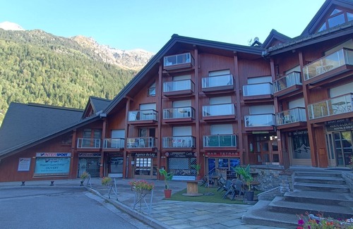 Les Contamines-Montjoie Apartment | Appartement au Pied des Pied des Pistes Rénovation Complète en Cours