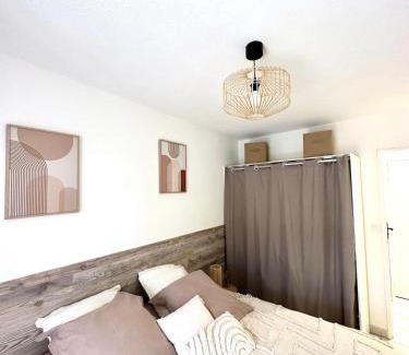 Port-Saint-Louis-du-Rhone Apartment | Appartement