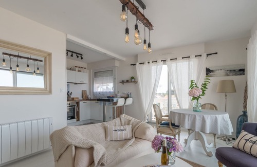 Tharon-Plage Apartment | Appartement de standing et splendide vue sur mer