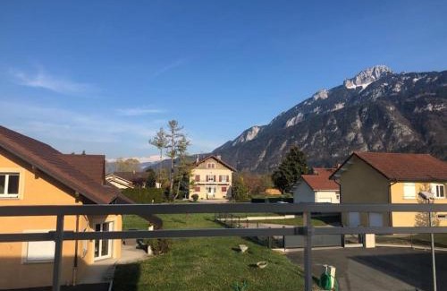 Saint-Pierre-en-Faucigny Apartment | Appartement belle vue sur les montagnes