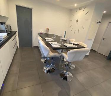 Saint-Pierre-en-Faucigny Apartment | Appartement belle vue sur les montagnes