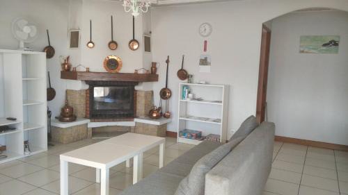 Villeneuve-les-Maguelone Apartment | Appartement 3 chambres proche mer entre Palavas les Flots et Frontignan plage dans maison avec jardin