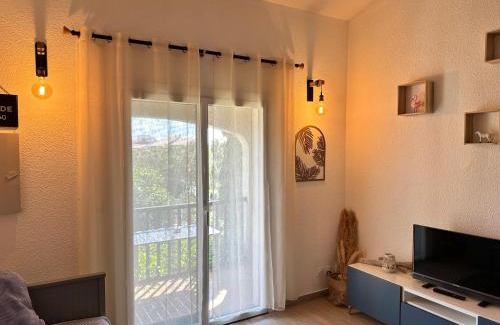 Saintes-Maries-de-la-Mer Apartment | Appartement Duplex 4pers Climatisé - Locations VLD Camargue