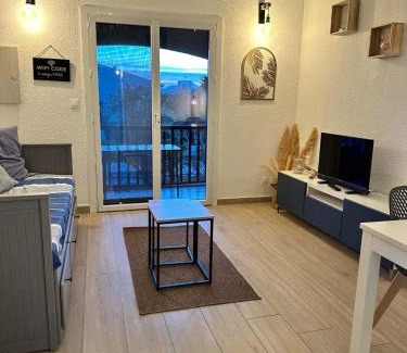 Saintes-Maries-de-la-Mer Apartment | Appartement Duplex 4pers Climatisé - Locations VLD Camargue