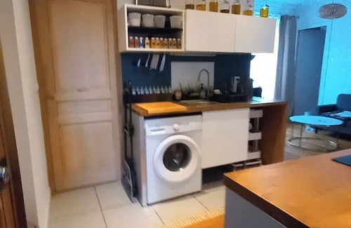 Les Puces de Saint-Ouen Apartment | Appartement Cosy et Familial Avec Jardin Partagé à 15 Minutes Paris Centre