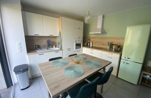 Evian-les-Bains Apartment | Appartement Évian-les-Bains