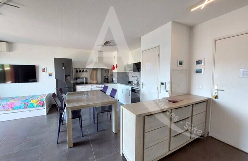 Sete Apartment | APPARTEMENT 1 CHAMBRE BORD DE MER GARAGE