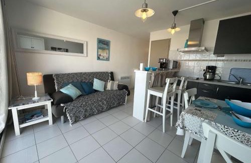 Noirmoutier-en-l'Ile Apartment | Appartement 2 pièces avec balcon et parking privé - FR-1-224B-71