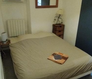 Salon-de-Provence Apartment | Appartement 2 pieces centre ville