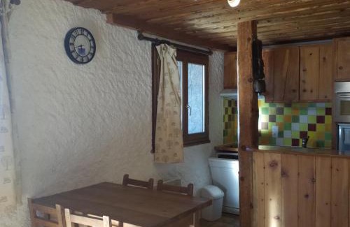 Saint-Chaffrey Apartment | Appartement 2 pièces avec jardin privatif, proche des pistes, Wi-Fi, parking, et navette gratuite - FR-1-762-14