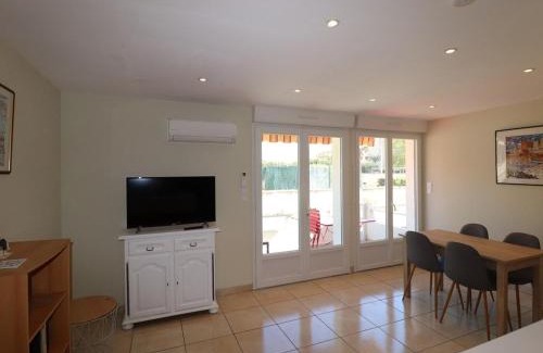 Le Grau-Du-Roi Apartment | Appartement 2 pièces RDC avec terrasse, climatisation et parking proche plage et commerces - FR-1-307-127