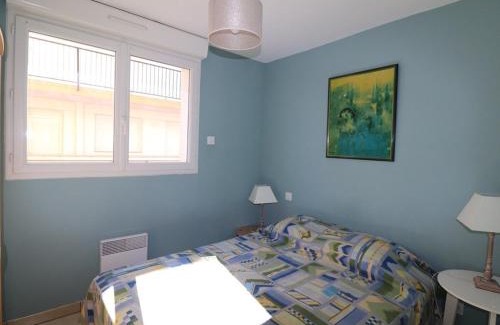 Le Grau-Du-Roi Apartment | Appartement 2 pièces RDC avec terrasse, climatisation et parking proche plage et commerces - FR-1-307-127