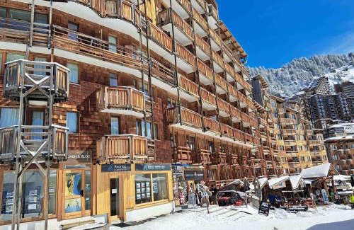Avoriaz Apartment | Appartement 2 pièces cabine, centre Avoriaz, 6 pers, balcon sud, accès direct pistes et commerces - FR-1-314-174