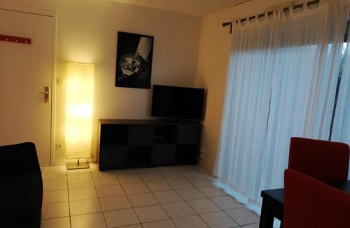 Larmor-Plage Apartment | Appartement 20 m de la Plage du Kernevel