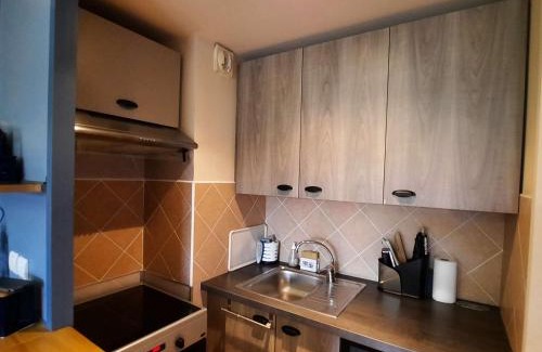 Perros-Guirec Apartment | Appartement 3 étoiles avec piscine chauffée, à 50m de la plage de Trestraou, Perros-Guirec - FR-1-542-49