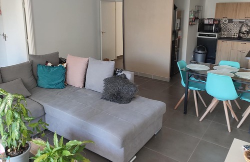 Aiguerelles Apartment | Appartement 3 Chambres Avec Parking Gratuit à Port Marianne