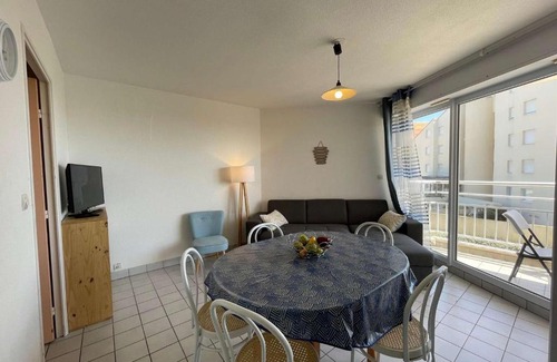 Saint-Jean-de-Monts Apartment | Appartement 3 pièces avec balcon, piscine et parking à proximité de la mer - 6 couchages - FR-1-224C-188