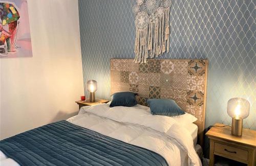 Tregastel Apartment | Appartement 3* rénové, 1 chambre, WIFI, à 200m plage de Trégastel, centre, vélos électriques offerts - FR-1-368-229