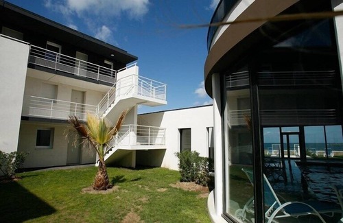 Plougasnou Condo | Appartement 300m de la Mer | Accès Piscine