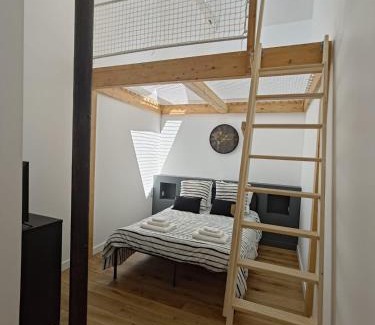 Cholet Apartment | APPARTEMENT 4 CHAMBRES loft industriel