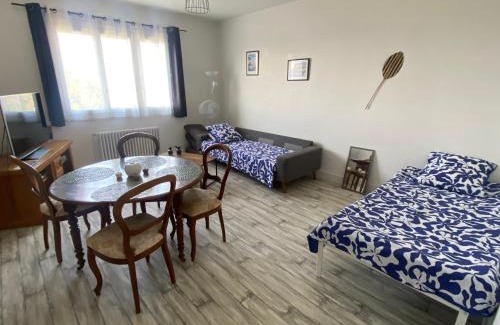 Montceau-les-Mines Apartment | Appartement 4 personnes, 2 ch, parking gratuit et facile
