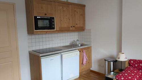Arvieux Apartment | Appartement 4 pièces 8 personnes 3 chambres dont 1 cabine au pied de pistes et piscine l'été