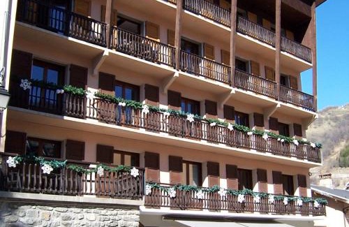 Valloire Apartment | Appartement 4 pièces, 8 personnes, 4*, exposé sud, centre de Valloire, proche télécabine et commerces - FR-1-263-214