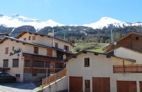 Lanslevillard Apartment | Appartement 6 pers au centre de Lanslevillard-Val Cenis, proche pistes, balcon exposé sud - FR-1-508-107