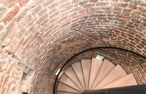 Aire-sur-la-Lys Apartment | Appartement Art et Histoire-Demeure historique