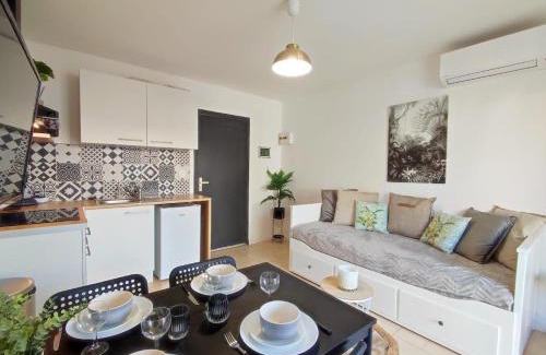 La Cote Radieuse Apartment | Appartement avec jardin privatif à 300m de la plage *2*