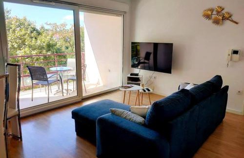 Nord - Gare Apartment | Appartement avec terrasse et parking privé