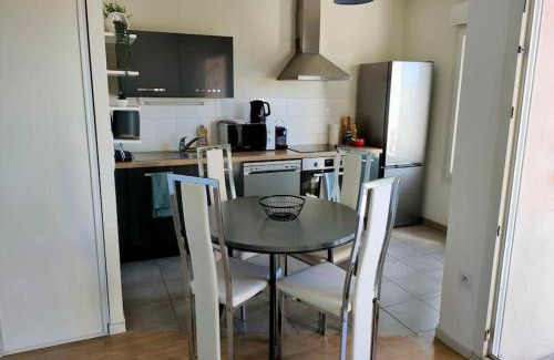 Nord - Gare Apartment | Appartement avec terrasse et parking privé