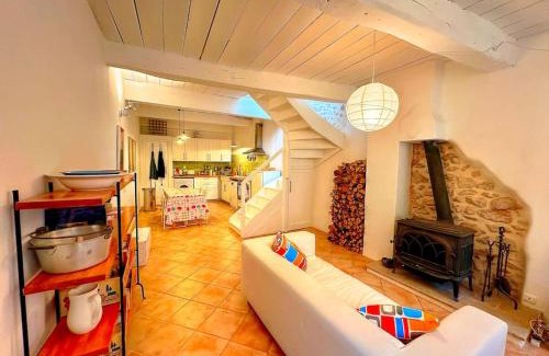Aups Apartment | Appartement avec terrasse tropezienne, Aups