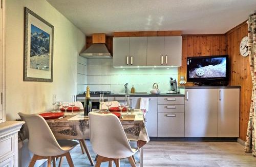 Les Carroz-d'Araches Apartment | Appartement cosy aux Carroz, 40 m², vue sur la montagne