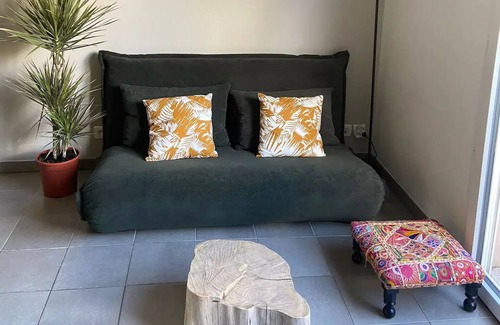 Sarrola-Carcopino Apartment | Appartement cosy climatisé dans résidence sécurisée