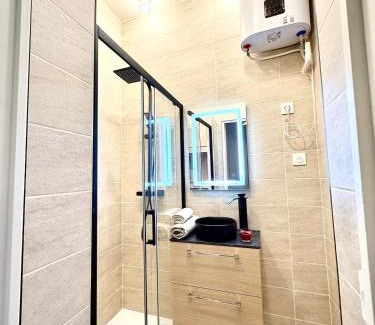Quartier de la Chapelle Apartment | Appartement calme a paris