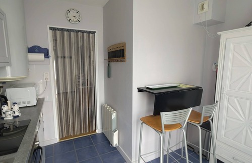 Quiberon Apartment | Appartement Calme et Confortable en Cœur de Ville , à 2 pas de la Grande Plage