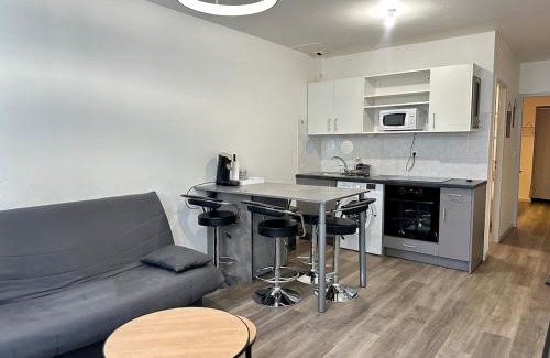Lons-le-Saunier Apartment | Appartement calme au cœur de la ville