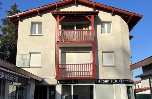 Cambo-les-Bains Apartment | Appartement Cambo-les-Bains, 2 pièces, 2 personnes - FR-1-495-24